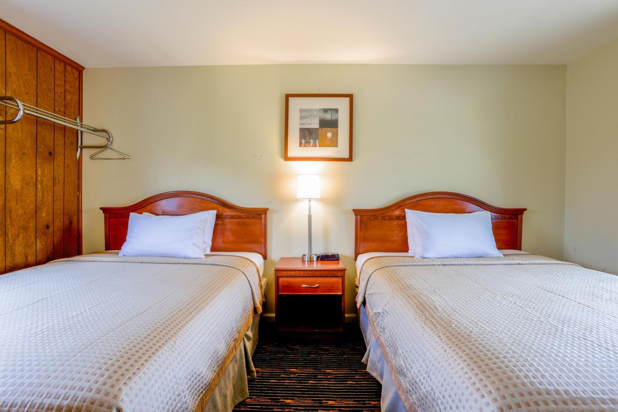 Relax By Oyo I-81 Hotel